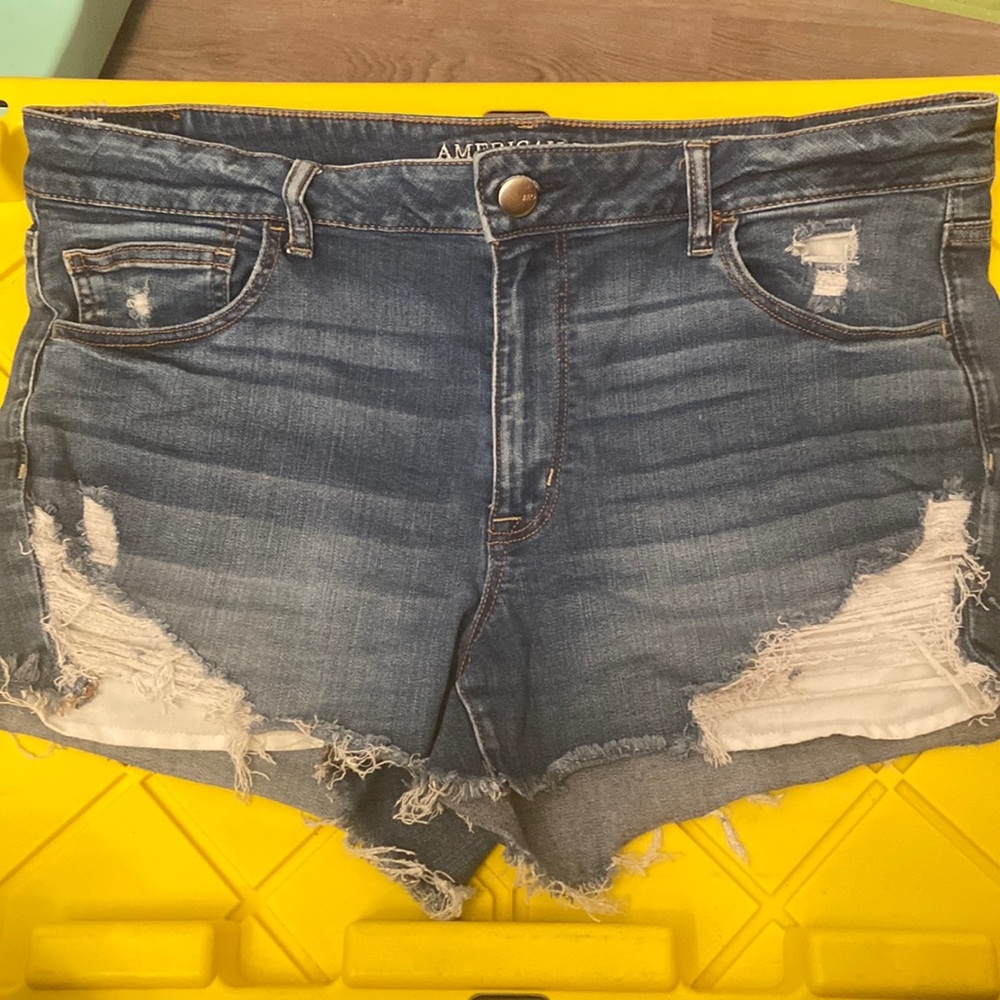 American Eagle High Rise Shortie